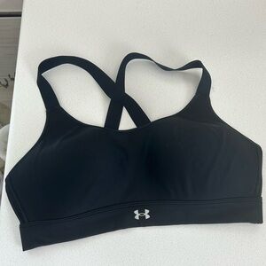 Under Armour Cross-Back Black Sports Bra